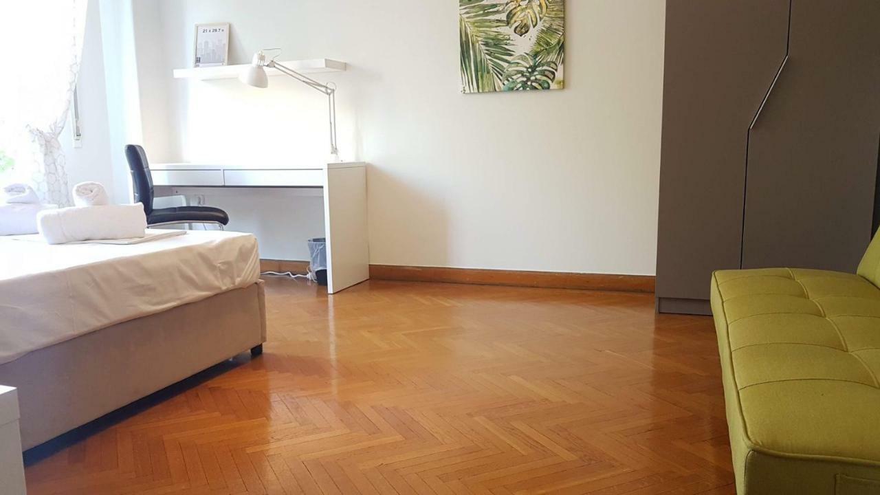 Violet Errathens Apartment - Athens Center, 7 Bd, 3 Bath Eksteriør billede