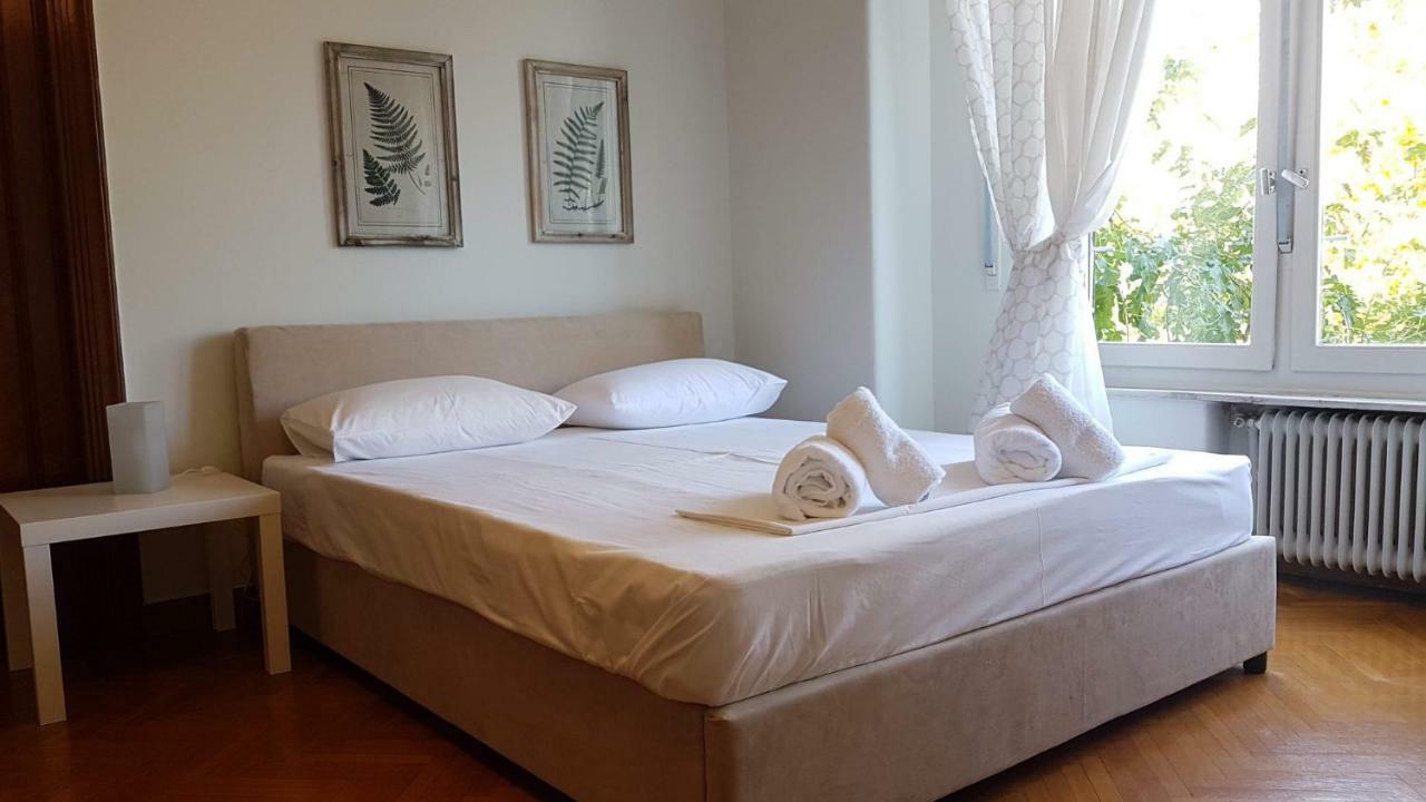 Violet Errathens Apartment - Athens Center, 7 Bd, 3 Bath Eksteriør billede
