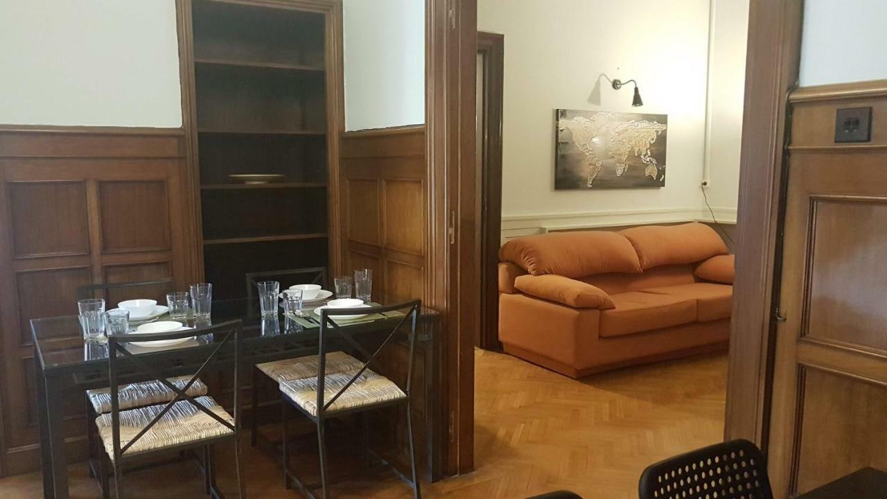 Violet Errathens Apartment - Athens Center, 7 Bd, 3 Bath Eksteriør billede