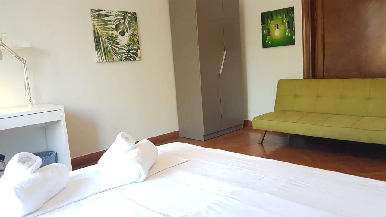 Violet Errathens Apartment - Athens Center, 7 Bd, 3 Bath Eksteriør billede