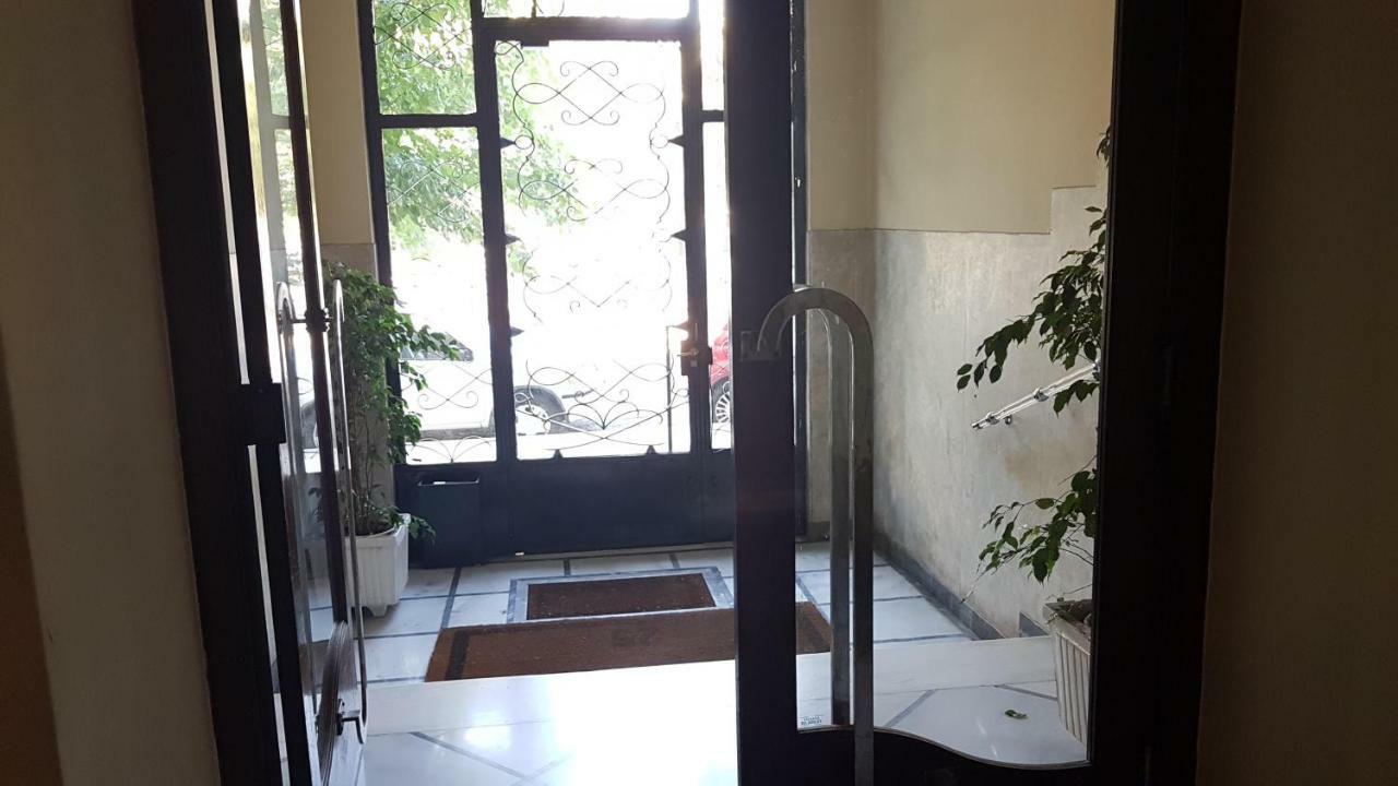 Violet Errathens Apartment - Athens Center, 7 Bd, 3 Bath Eksteriør billede