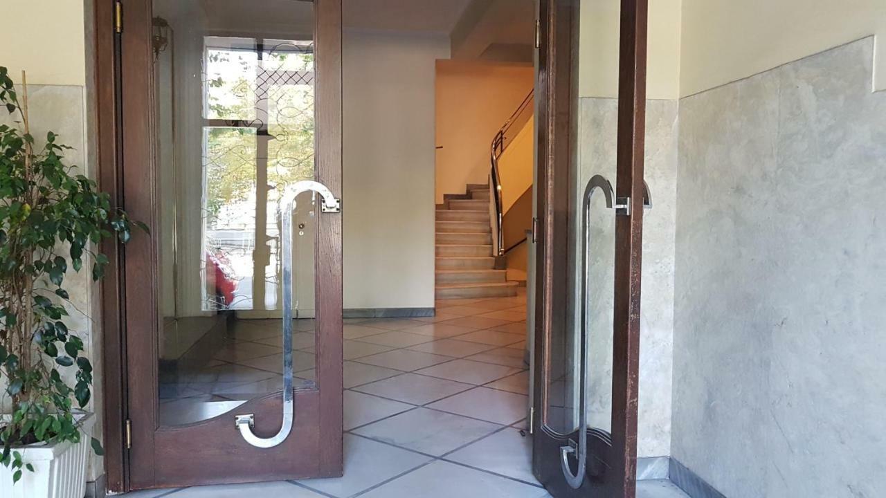 Violet Errathens Apartment - Athens Center, 7 Bd, 3 Bath Eksteriør billede
