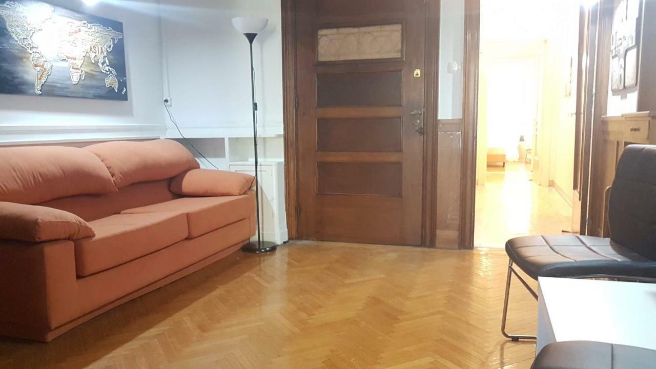 Violet Errathens Apartment - Athens Center, 7 Bd, 3 Bath Eksteriør billede