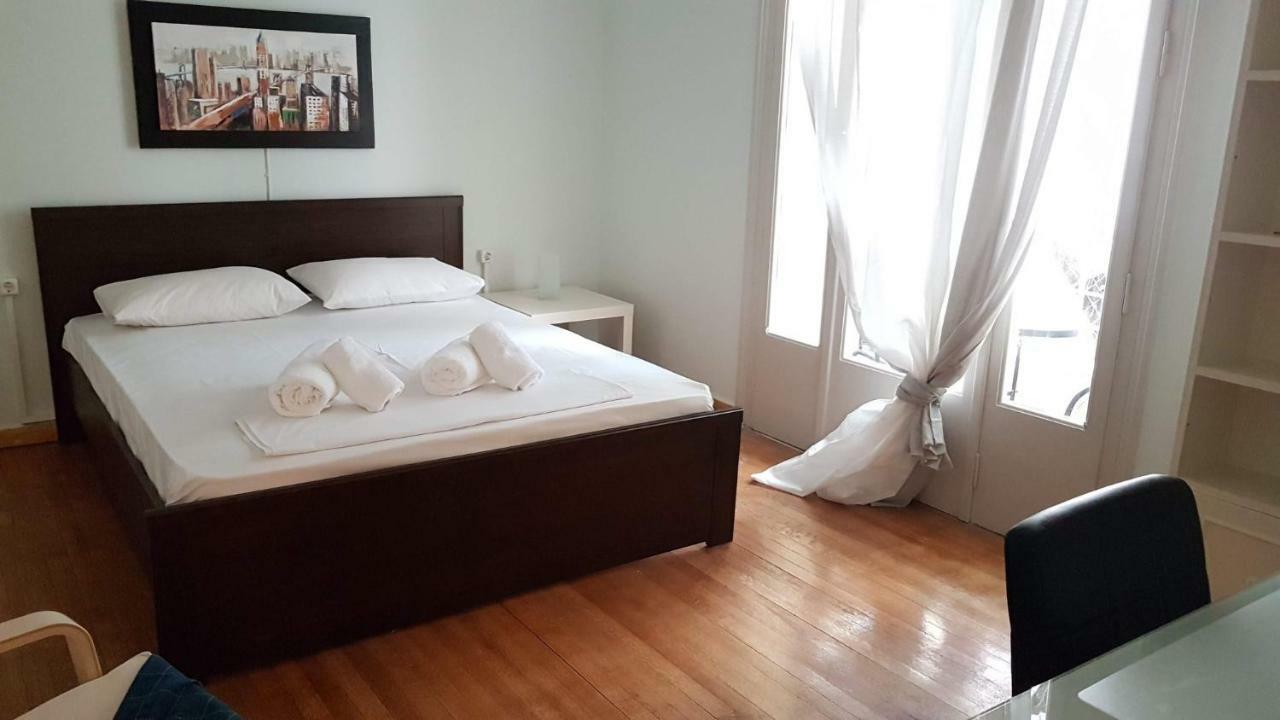 Violet Errathens Apartment - Athens Center, 7 Bd, 3 Bath Eksteriør billede