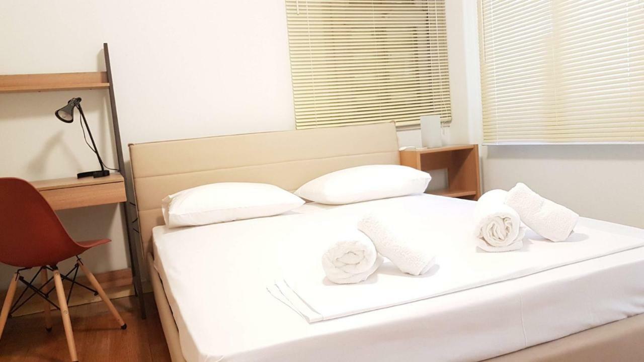 Violet Errathens Apartment - Athens Center, 7 Bd, 3 Bath Eksteriør billede