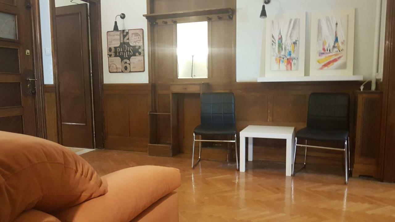 Violet Errathens Apartment - Athens Center, 7 Bd, 3 Bath Eksteriør billede